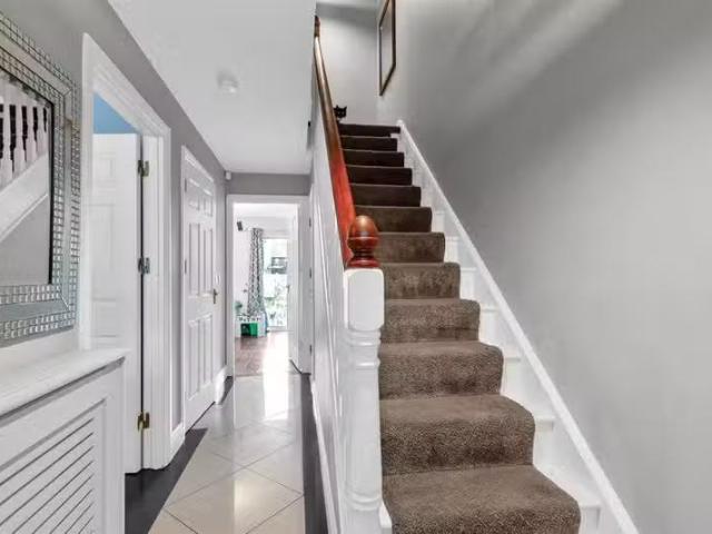 32 Hollands Park, The Hollands, Athy, Co. Kildare, R14 CH79