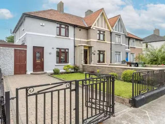 32 Leix Road, Cabra, Dublin 7, D07TE20 is for sale