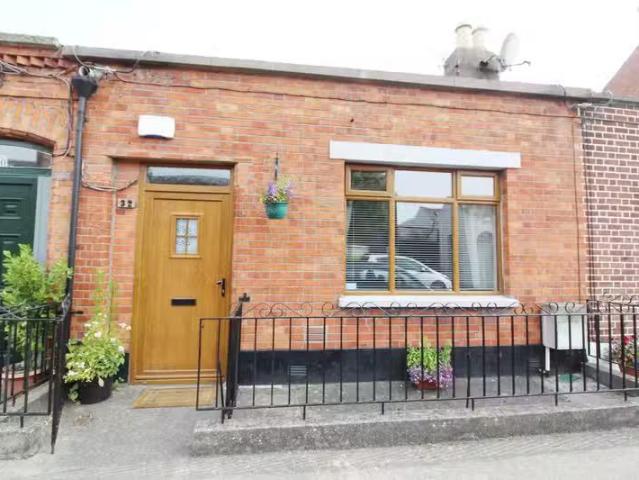 32 Leinster Avenue, Artane, North Strand, Dublin 3, D03YP73 is.
