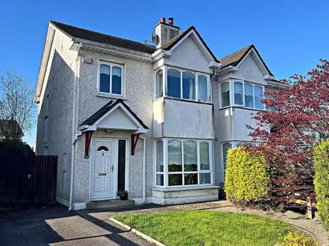 32 Lios An Óir, Lismore, Co. Waterford, P51E5D9 is for sale