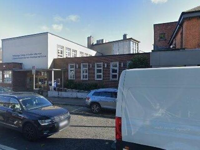 32 m2 office space for rent in Dublin 4
