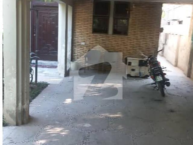 32 Marla Duplex House Available For Sale In Bridge Colony Lahore