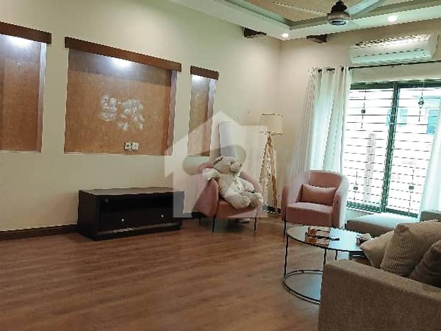 32 Marla House For Rent Near All Facilities