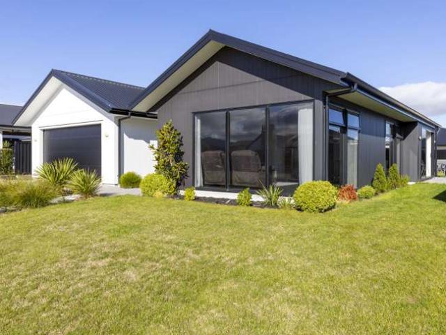 32 Maunganamu Drive, Wharewaka, Taupō