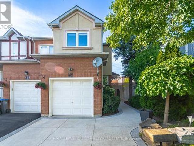 32 Millstone Drive, Brampton, ON, L6Y 4P6 house for sale | Listing ID W12242 | Royal LePage