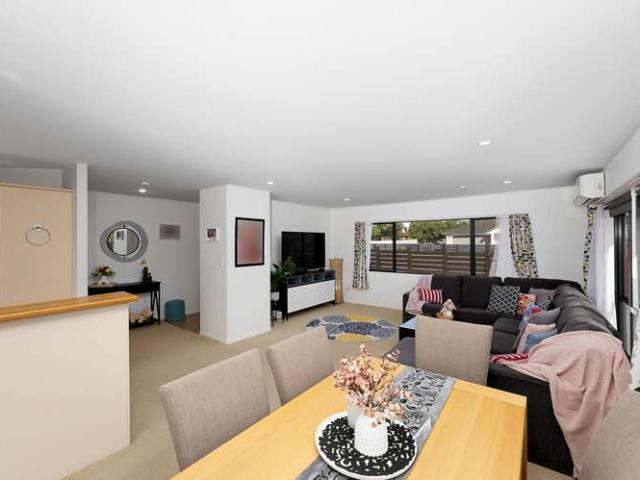 32 Munroe Road, Ranui, Waitakere City