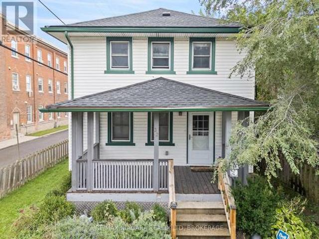 32 Page Street, St. Catharines E. Chester, ON, L2R 4A5 house for lease | Listing ID X13075 | Royal LePage