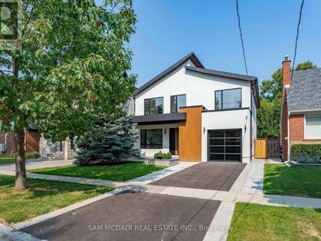 32 Swan Avenue, Toronto, ON, M9B 1V4 house for sale | Listing ID W11973 | Royal LePage