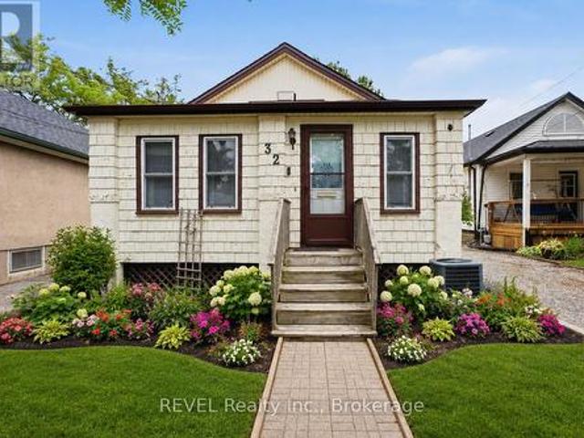 32 St Peter Street, St. Catharines Burleigh Hill, ON, L2T 1N9 house for sale | Listing ID X13554 | Royal LePage