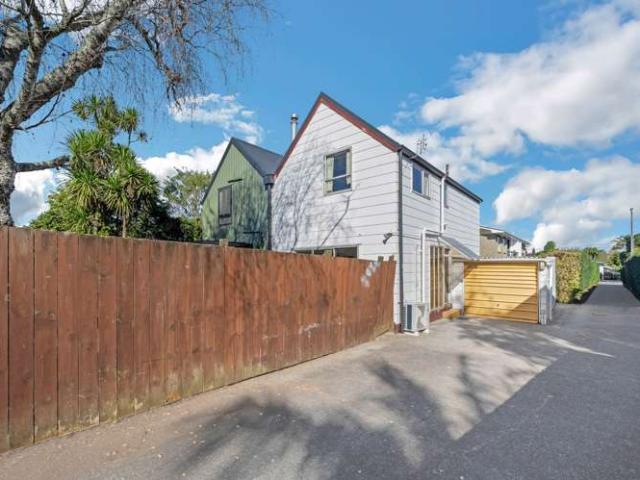 3/2A Moreland Road, Mt Albert, Auckland City