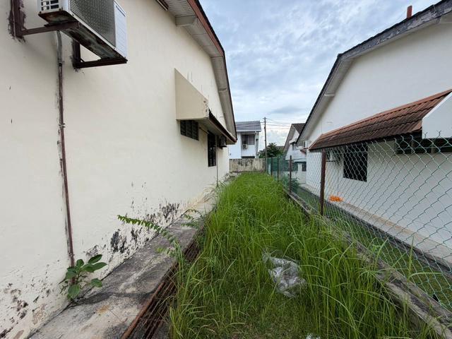32x75 Semi D Taman Perling Limited Unit