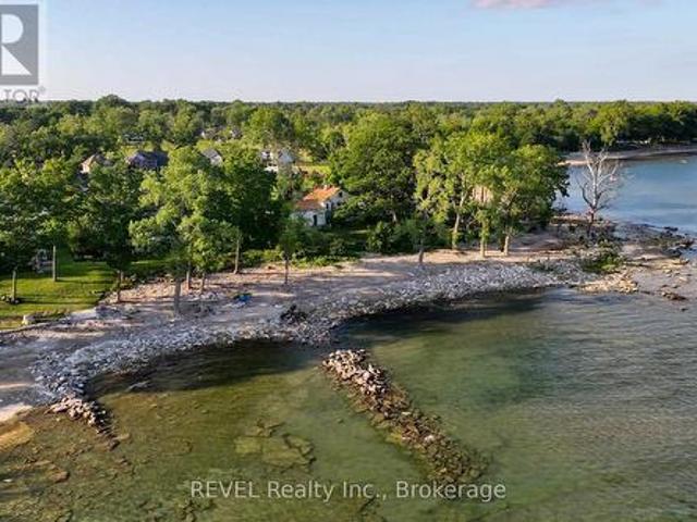 3307 Lakecrest Court, Fort Erie Ridgeway, ON, L0S 1N0 house for sale | Listing ID X13620 | Royal LePage