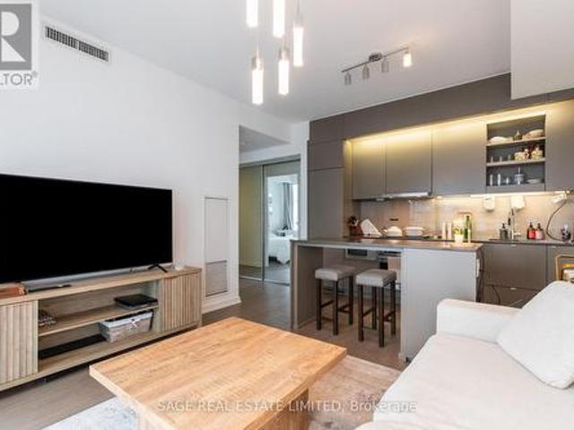 3308 Peter Street, Toronto, ON, M5V 0G6 lease for lease | Listing ID C13624 | Royal LePage