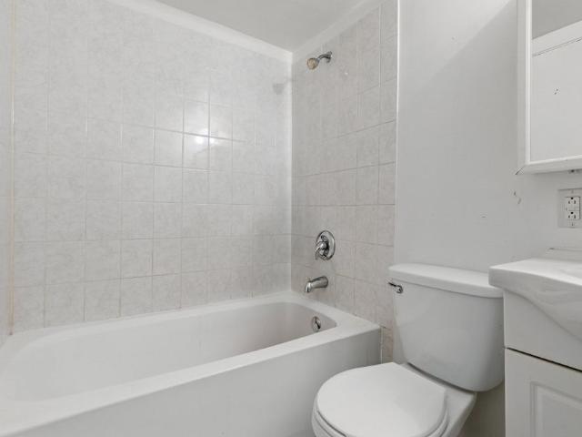 3301 Boul. Gouin E #31