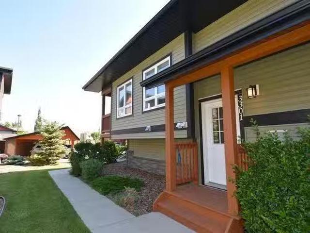 3301 Graybriar Gr, Stony Plain, AB, T7Z 2Y7 townhouse for sa.