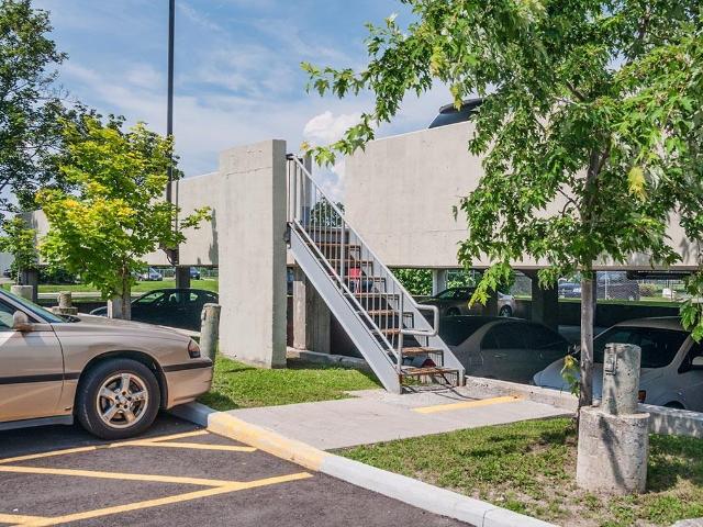 3301 Uplands Dr. 2 Bedroom Apartment for Rent at 3301 Uplands Dr, Ottawa, ON K1V 9V8 Hunt Club Estates