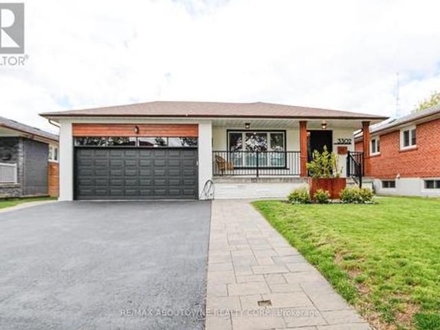 3302 Cardross Road, Mississauga, ON, L4X 2N2 house for sale | Listing ID W13532 | Royal LePage