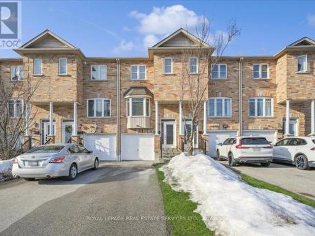 3302 Pinto Place, Mississauga, ON, L5B 1V7 townhouse for sale | Listing ID W12015 | Royal LePage