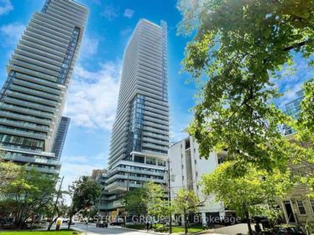 3303 Roehampton Avenue, Toronto, ON, M4P 0C8 condo for sale | Listing ID C13648 | Royal LePage