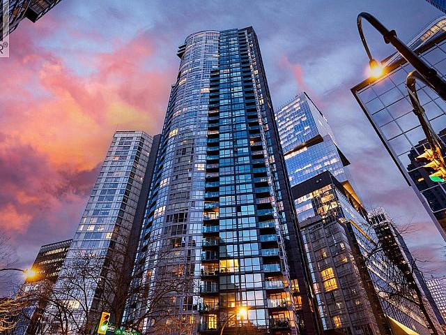 3303 1189 Melville Street Vancouver, British Columbia