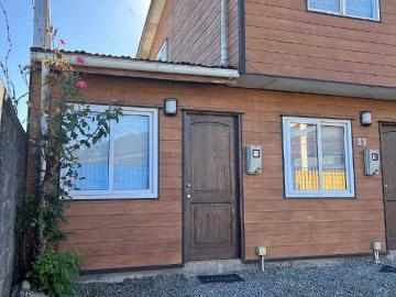 $ 330.000 Casa en Arriendo en Puerto Varas 1 dormitorio 1 baño / Kutt Property