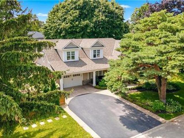 330 Camelot Court, Burlington, ON, L7L 2G3 house for sale | Listing ID 40846 | Royal LePage