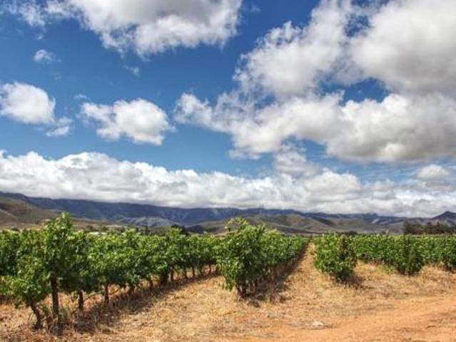 330 m² Land available in Robertson
