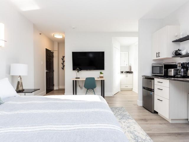 330 McLeod Studio Apartment for Rent at 330 Mcleod St, Ottawa, ON K2P 2C5 Centretown