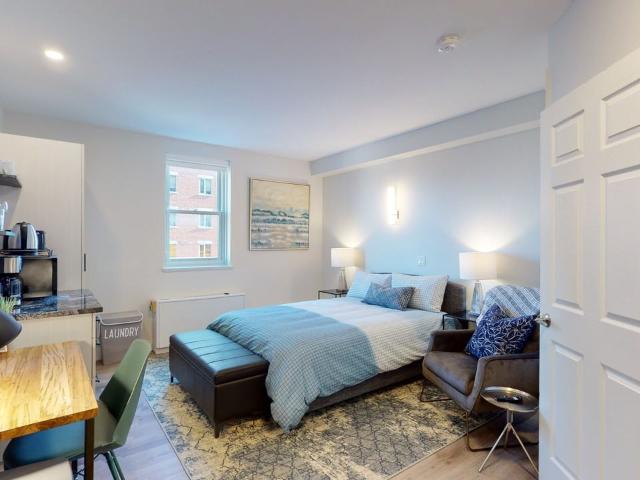 330 McLeod Studio Apartment for Rent at 330 Mcleod St, Ottawa, ON K2P 2C5 Centretown