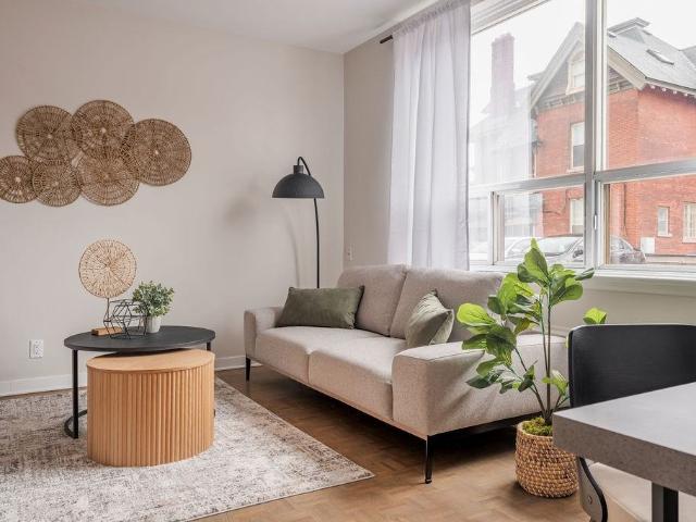 330 Metcalfe 3 Bedroom Apartment for Rent at 330 Metcalfe St, Ottawa, ON K2P 1S4 Centretown