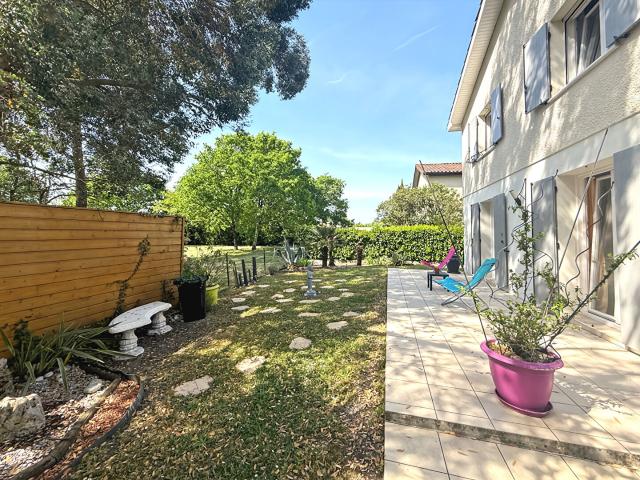 33170 GRADIGNAN A vendre Maison 5 pièce s 120 m2 avec garage