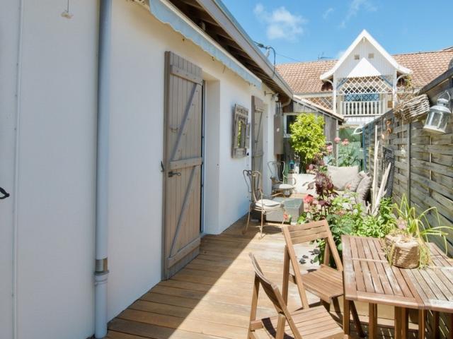 33120 Arcachon centre Maison individuelle 500 m plage 500 m centre ville 2 chambres 2 salles d’eau Terrasse privative 45 m²