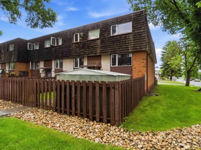 3312 Avenue, Edmonton, AB, T5W 0C2 townhouse for sale | Listing ID E4496 | Royal LePage