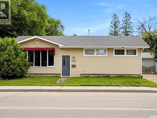 3325 29Th Avenue, Regina, SK, S4S 2P1 house for sale | Listing ID SK042120 | Royal LePage