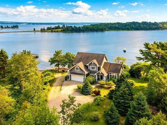 3329 Highway 3, East Chester, NS, B0J 1J0 Luxury House for sale | Listing ID 202620 | Royal LePage Carriage Trade Luxury Properties