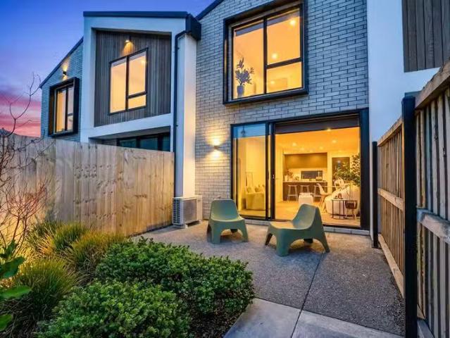 3/321 Lincoln Road, Addington, NZ 8011 Townhouse for Sale
