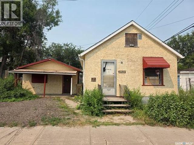 3322 5Th Avenue, Regina, SK, S4T 3H6 house for sale | Listing ID SK043704 | Royal LePage