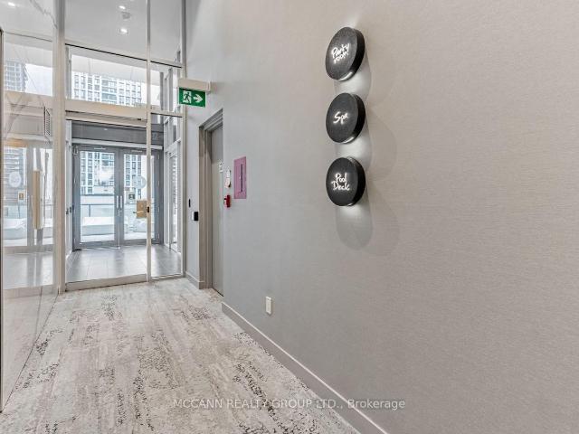 332 161 Roehampton Avenue, Toronto | StudioBeds/1Bath, Condo, $2,100/mo | Condos. Ca