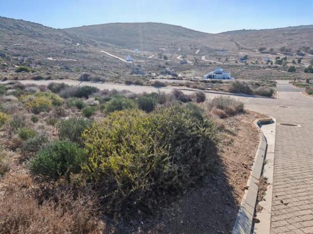 332 m² Land available in St Helena Views