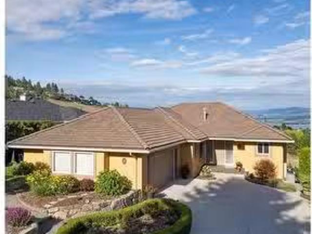 3333 Chancellor Place Unit# 2, West Kelowna, BC, V4T 2S9 hou.