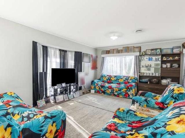 333 Roscommon Road, Clendon Park, Manukau City