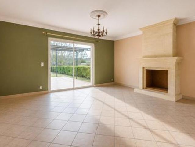 33450 MONTUSSAN Maison de plain pied sur parcelle arborée de plus de 1600 m²