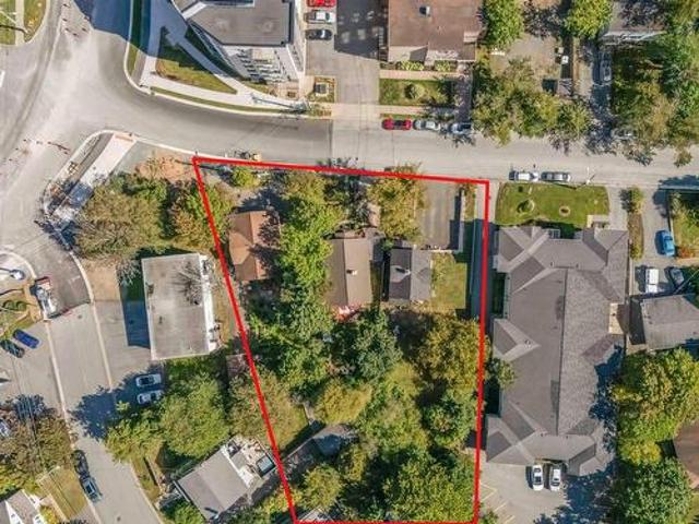 3342/4 / Westerwald Street, Halifax, NS, B3N 2R7 investment for sale | Listing ID 202615 | Royal LePage