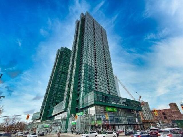 334 4 Yonge Street