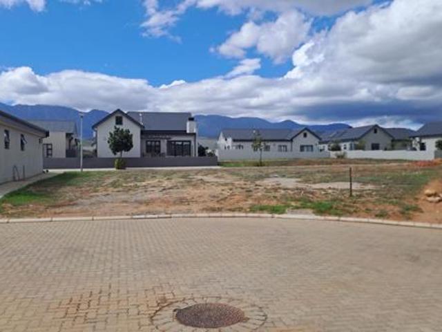 334 m² Land available in Robertson