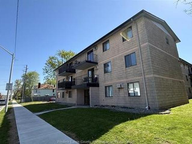 3355 Sandwich Street Unit# 304, Windsor, ON, N9C 1B2 condo for sale | Listing ID 26016 | Royal LePage