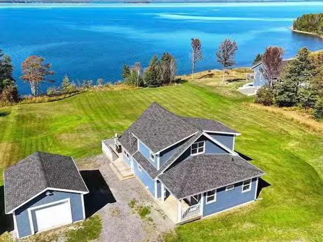 3359 West Bay Rd, St. Georges Channel, NS, B0E 3K0 house for.
