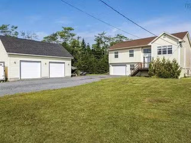 3350 Old Guysborough Road, Devon, NS, B2T 1K8 house for sale.