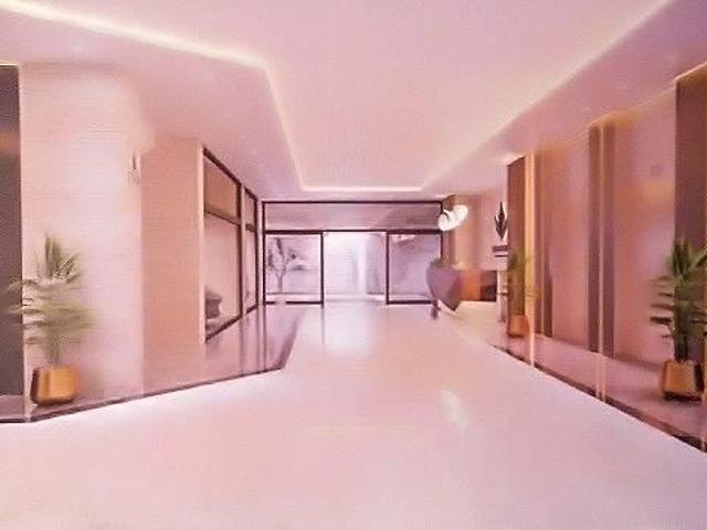 3350 Sq. Ft. Flat for sale