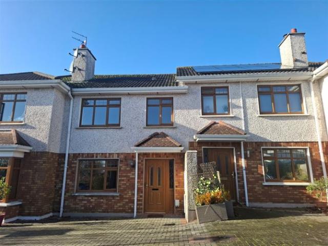 335,000 | 2 The Brambles, Herons Wood, Carrigaline, Co. Cork. Carrigaline, Cork Timothy Sullivan & Associates M. I.A.V.I 4979 MyHome. Ie Residential